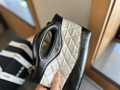 CHANEL VINTAGE CROSSBODY